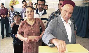 Voting in Tunis