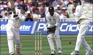 Trescothick covers drives at Edgbaston