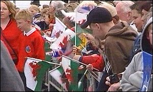 Crowds in north Wales