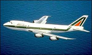 Alitalia Boeing 747 in flight 