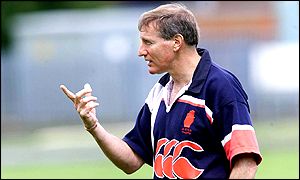 Ulster coach Alan  Solomons is getting his squad into shape for the 2002-03 season