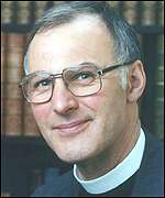Dr Finlay Macdonald