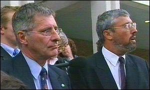 Rod Richards (left)