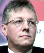 DUP minister Peter Robinson
