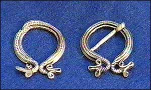 Roman brooches