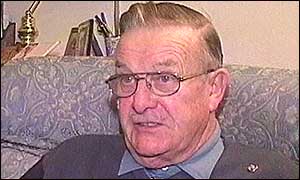 Dr Roger Arthur
