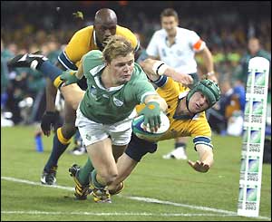 Ireland captain Brian O'Driscoll touches down in the corner for Ireland's first try