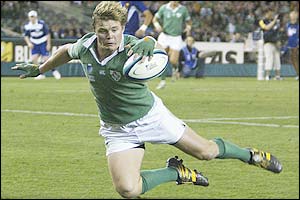 Brian O'Driscoll gets Ireland's second  try after 65 minutes