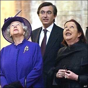 Queen and guide