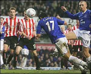 Tim Cahill scores