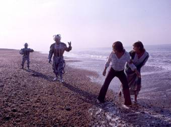 15cybermenonbeach
