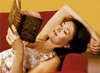 Poetry is brought to life in Essemtial Poems (To Fall In Love With)