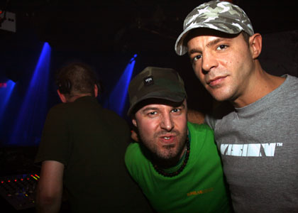 First on the DJ line-up, Craggs & Parallel Forces got the selections rolling.