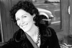 Rebecca Stott