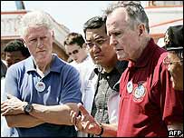 Clinton e Bush