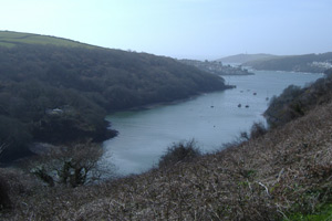Pont Creek, looking towards Polruan (left) and Fowey (right)