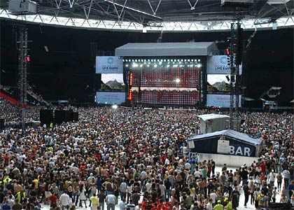 Wembley Crowd