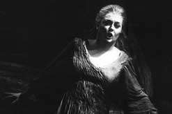 Linda Esther Gray playing Sieglinde in Wagner's Die Walkure in 1981