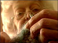 Pam Herron knitting