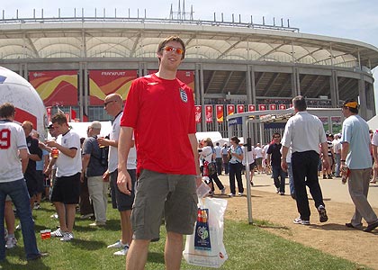 Day 3 - Chris and the lucky ones go to the game