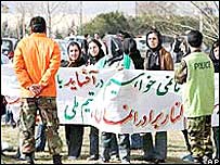 استادیوم