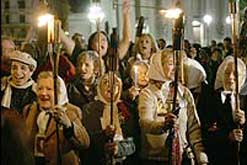 Women in the Plaza de Mayo, Argentina
