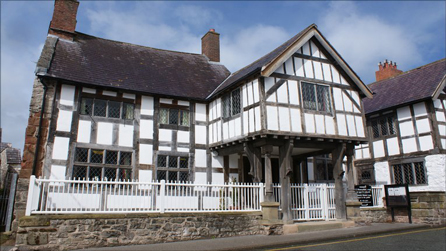 Nantclwyd y Dre