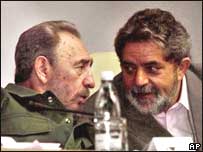 Fidel Castro e Lula, que chega a Cuba nesta sexta-feira