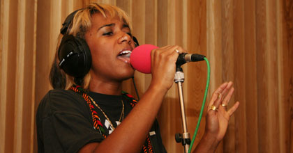 Santogold