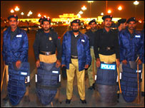 Pakistan askerleri 