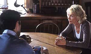 Michael Landes and Trudie Styler as Gil and Irene
