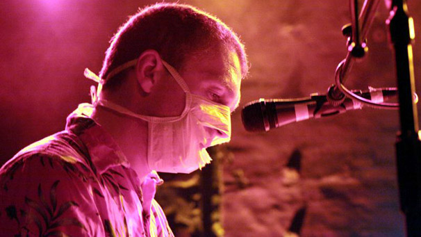 Clinic live at the Glasgow Tramway - 26/04/08 - Photograph taken by Pete Dunlop