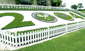 Wimbledon 2004 display on Henman Hill