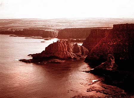 "Scarp" - Portmoon's Grand Canyon