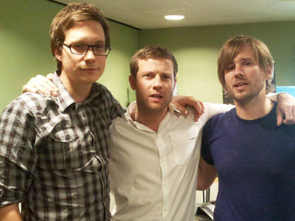 The lads from Aqualung join Dermot in the studio for another great Saturday Session.
