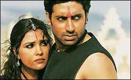 Abhishek Bachchan & Lara Dutt