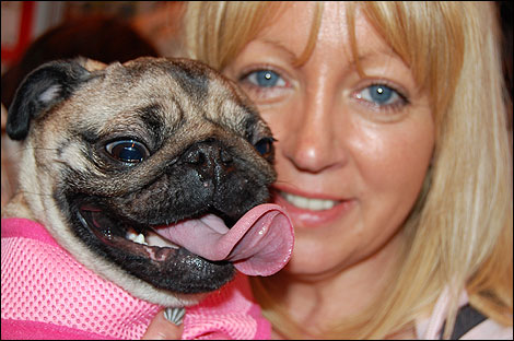 Amanda and Sooty