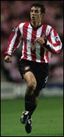Julio Arca playing against West Ham in 2000