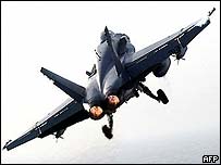 Caça F-18 