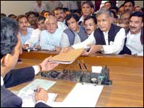 شوکت عزیر