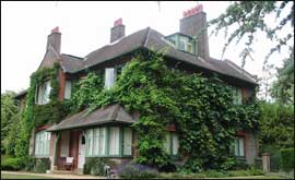 Shaw's Corner