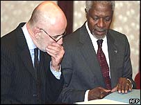 BM Genel Sekreteri Kofi Annan ve eski Kıbrıs danışmanı Alvaro de Soto