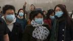 北京故宫附近行人纷纷戴上口罩（28/2/2013）