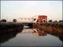 One of Hull's River bridges.