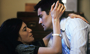 Michael Landes stars as Gil