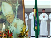 Missa em memória do papa na Catedral de Brasília