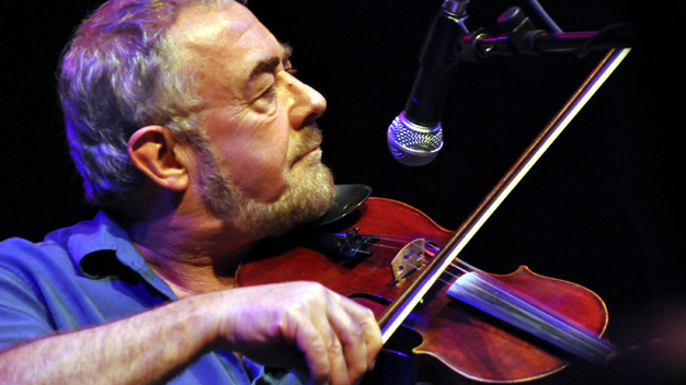 Aly Bain